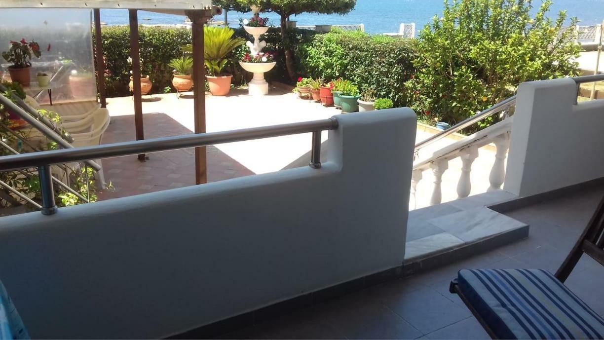 Family Sea & Garden View Apartment Preveza Buitenkant foto