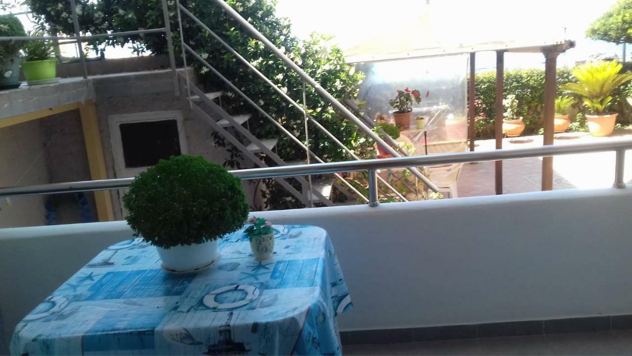 Family Sea & Garden View Apartment Preveza Buitenkant foto
